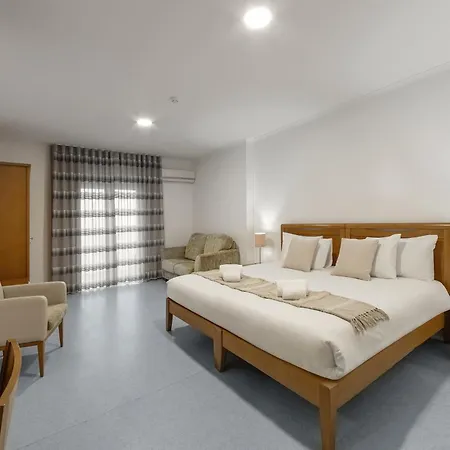 Pinhal Mar Hotel Peniche